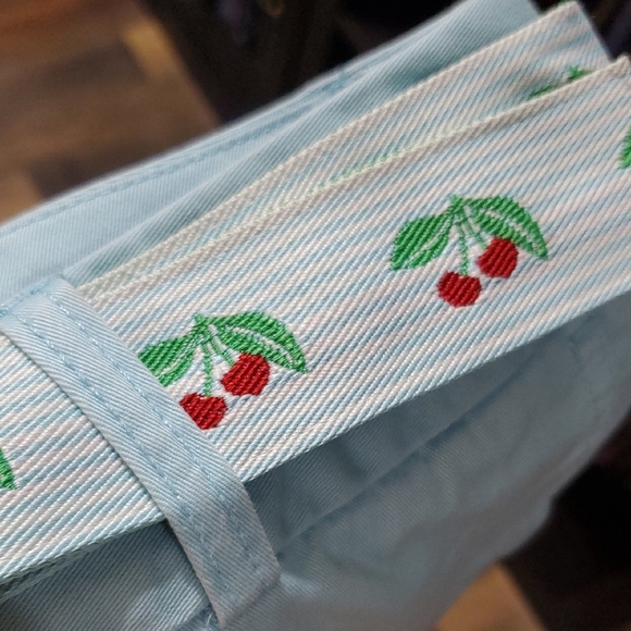 Tommy Hilfiger Blue Capris with Straight-Leg Cut With Cherry Patterned Belt - Picture 5 of 11